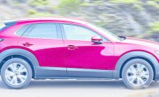 Mazda CX-30, trionfa il design.  E che sorpresa il motore 