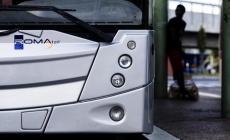 Bus in fiamme nella notte a Roma, nessun ferito