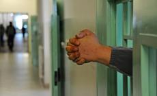 &laquo;In carcere assistenza sanitaria impossibile e organico ai minimi&raquo;