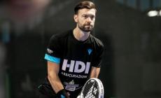 Dal posto fisso a giramondo del padel