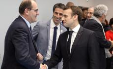 Macron sacrifica il premier troppo bravo