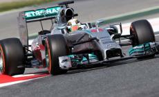 La Red Bull insidia Hamilton
