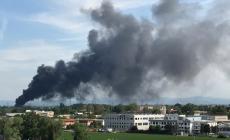 Incendio di via Emilio Lepido: sono rientrati nella norma i valori di diossina nell'aria