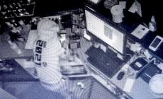 «Furti, in viale Fratti non si vive più»