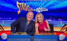 Striscia la Notizia, torna per il decimo anno la coppia Michelle Hunziker - Gerry Scotti 