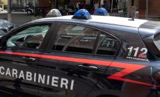 Perde 3500 euro e torna alla sala slot per rapinarla