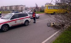 Scontro auto-scooter: ferito un giovane