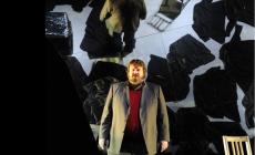 Giuseppe Battiston in un mosaico di legami di sangue 