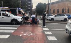 Viale dei Mille: auto contro bici, investita sulla pista ciclabile
