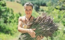 &laquo;Parlo con le piante e mi dicono quando raccoglierle&raquo;. Emanuela Grazian e la sua azienda  agricola a Borgotaro
