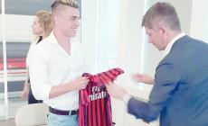 &laquo;Quella firma da professionista con il Milan: una bella emozione&raquo;