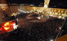 Niente alcolici in vetro e lattina nell'area di piazza Garibaldi il 25 aprile