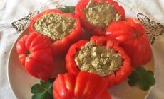 Pomodori ripieni, quando si mette nel piatto il buono dell'estate