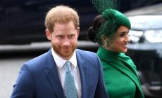 Foto rubate di Archie: Harry e Meghan denunciano paparazzi