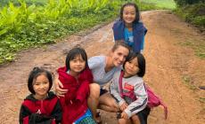 Maddalena Ferroni, dalla passerella alle capanne di Bangkok per aiutare i bambini