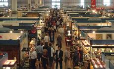 Torna Mercanteinfiera con una carica di stranieri