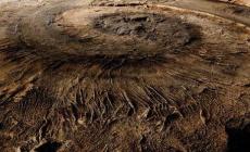 Nel rapporto fra uomo e natura la forza della pittura materica