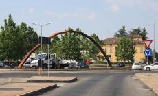 Pilastro, il simbolo incompreso: l'arco non piace