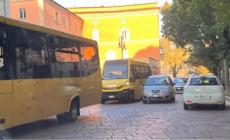 È tornato a casa il bambino caduto dallo scuolabus