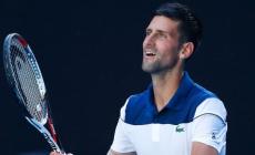 Djokovic soffre, poi piega Monfils