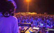 Costa: "Valutiamo l'apertura delle discoteche dall'11 febbraio"