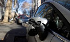 Via Verdi, una decina di auto danneggiate