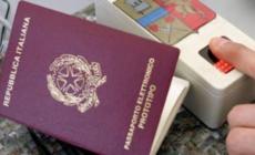 Bolli per passaporti a prezzi &laquo;scontati&raquo;: tre tabaccai nei guai