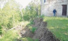 La frana sotto la chiesa 
