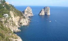 Si finge diplomatico per una vacanza di lusso a Capri, arrestato