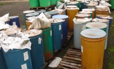 Tonnellate di prodotti alimentari "parcheggiati" in una discarica abusiva: due denunce