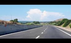 A 220 km/h su una superstrada in Sardegna, patente ritirata