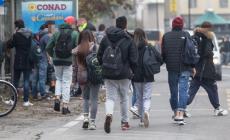 Uno studente rapinato. La mamma: &laquo;Servono pi&ugrave; controlli&raquo;