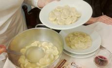 A Calestano in tavola i cappelletti