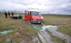 Tentano di rubare gasolio e provocano un disastro ambientale a Piacenza