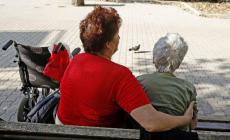 Lavoratori domestici, siglato il nuovo contratto. Aumento di 12 euro