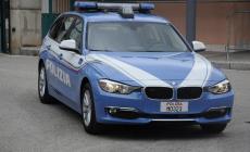Lascia a casa da soli i 5 figli per andare a ballare, sospesa potestà genitoriale