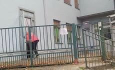 Il plesso scolastico di Ghiare non chiude