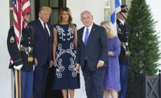 Firmato l'accordo: Trump, giorno storico per la pace in Medio Oriente