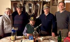 Gli alpini piangono Ennio Colla, l'ultracentenario con la medaglia