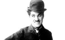 Charlot compie cent'anni