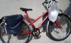 Tempi di crisi,   rubate dalle bici anche le borse con la spesa