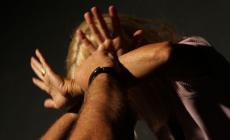 Segregata in casa dal compagno-padrone: condannato a 2 anni