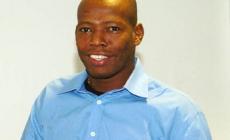 E Asprilla lancia la sua marca di preservativi