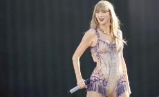 Taylor Swift a Milano: sale la &laquo;febbre&raquo; tra i fan. I nostri lettori potranno mandare foto e selfie