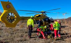 Scooter finisce in una scarpata vicino a Tornolo: il ferito &egrave; stato portato al Maggiore in elicottero 