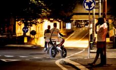 Stazione, un sabato sera &laquo;normale&raquo; tra birra, liti e pusher in bicicletta