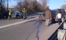 Via Mantova, sbanda e finisce contro un'altra auto: grave una ragazza