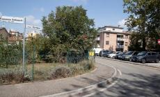 E' allarme vandalismi a Vigatto: auto danneggiate in strada Cartiera