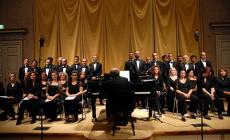 Per il Coro del Regio solo un'opera e un concerto: «E il nostro futuro?»