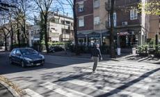 L'impresa eroica quotidiana: attraversare via La Spezia